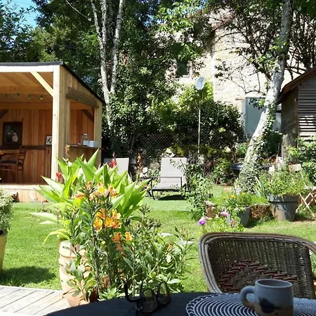 Repos Et Decouverte * Lissac et Mouret