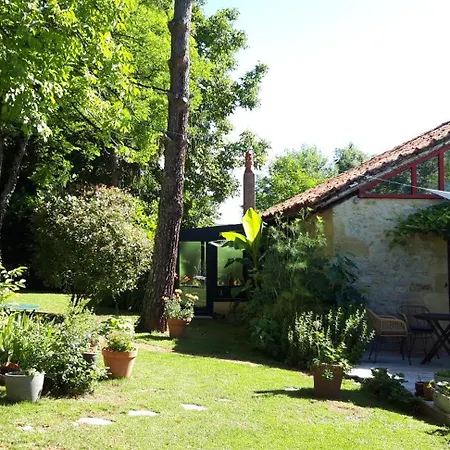 Repos Et Decouverte * Lissac et Mouret