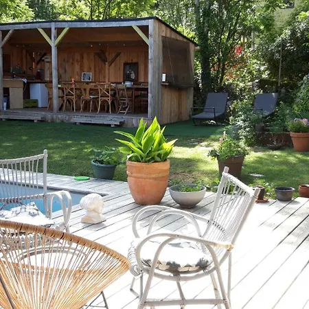 Repos Et Decouverte Lissac et Mouret