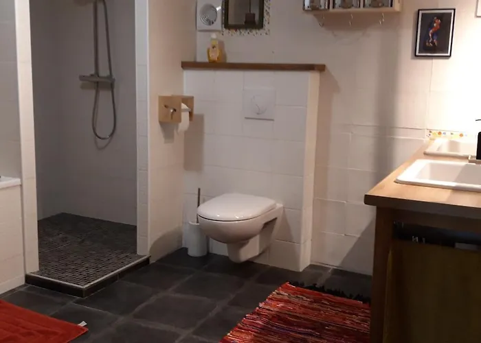 Repos Et Decouverte Lissac et Mouret