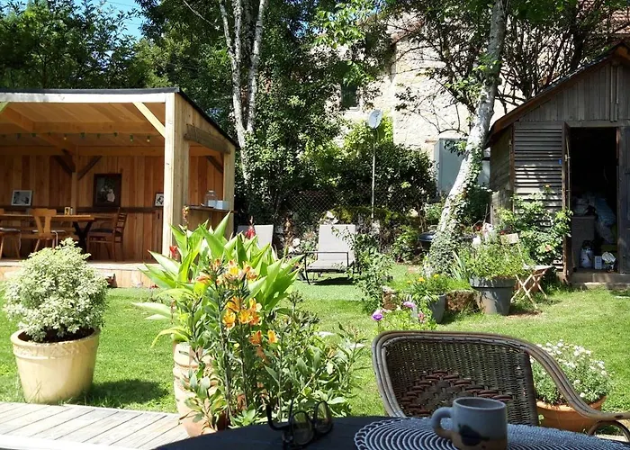 Repos Et Decouverte * Lissac et Mouret